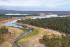 Como as mudanças climáticas afetam as infraestruturas de água